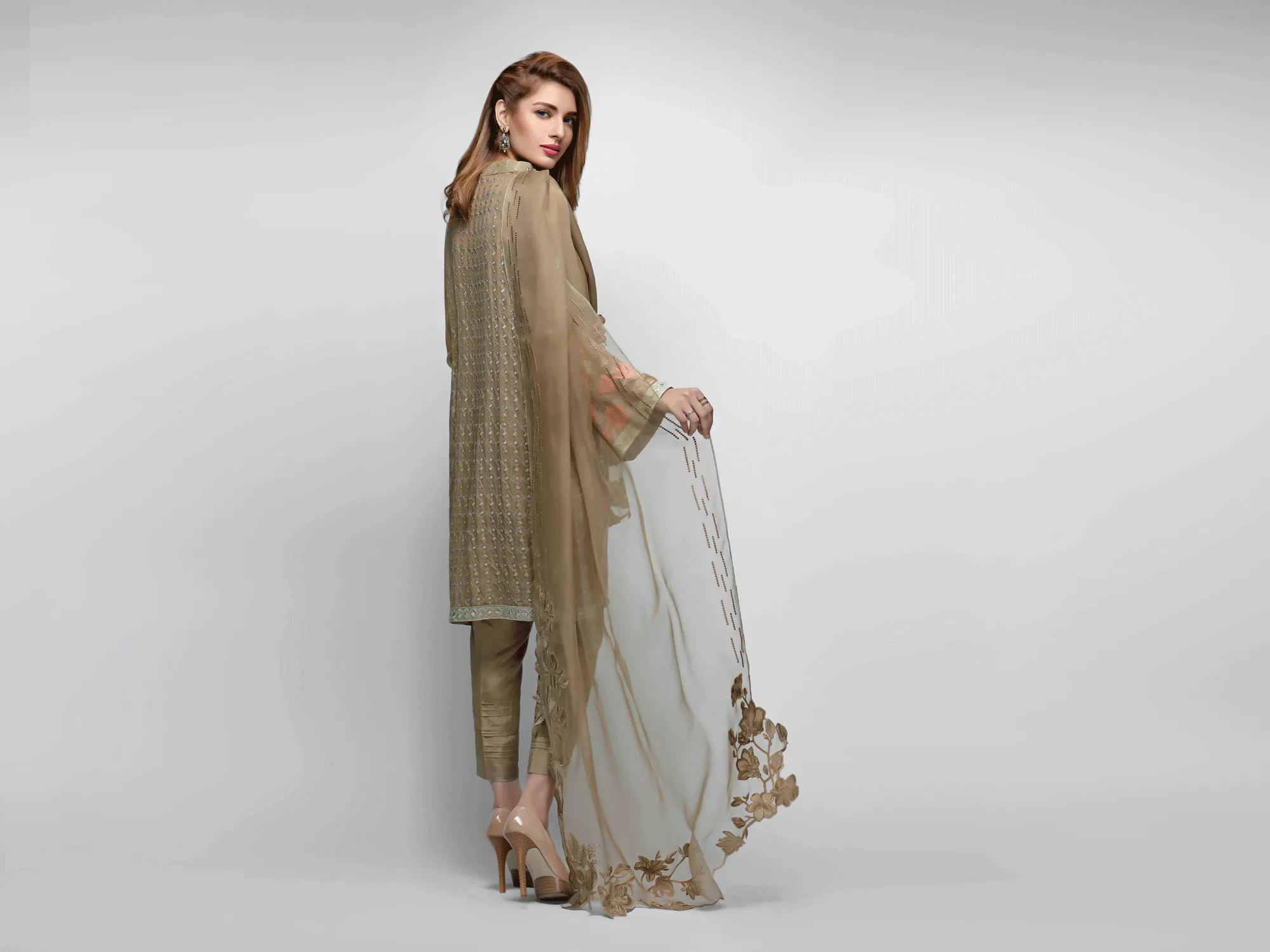 AUJ Luxury Formals – Design 9