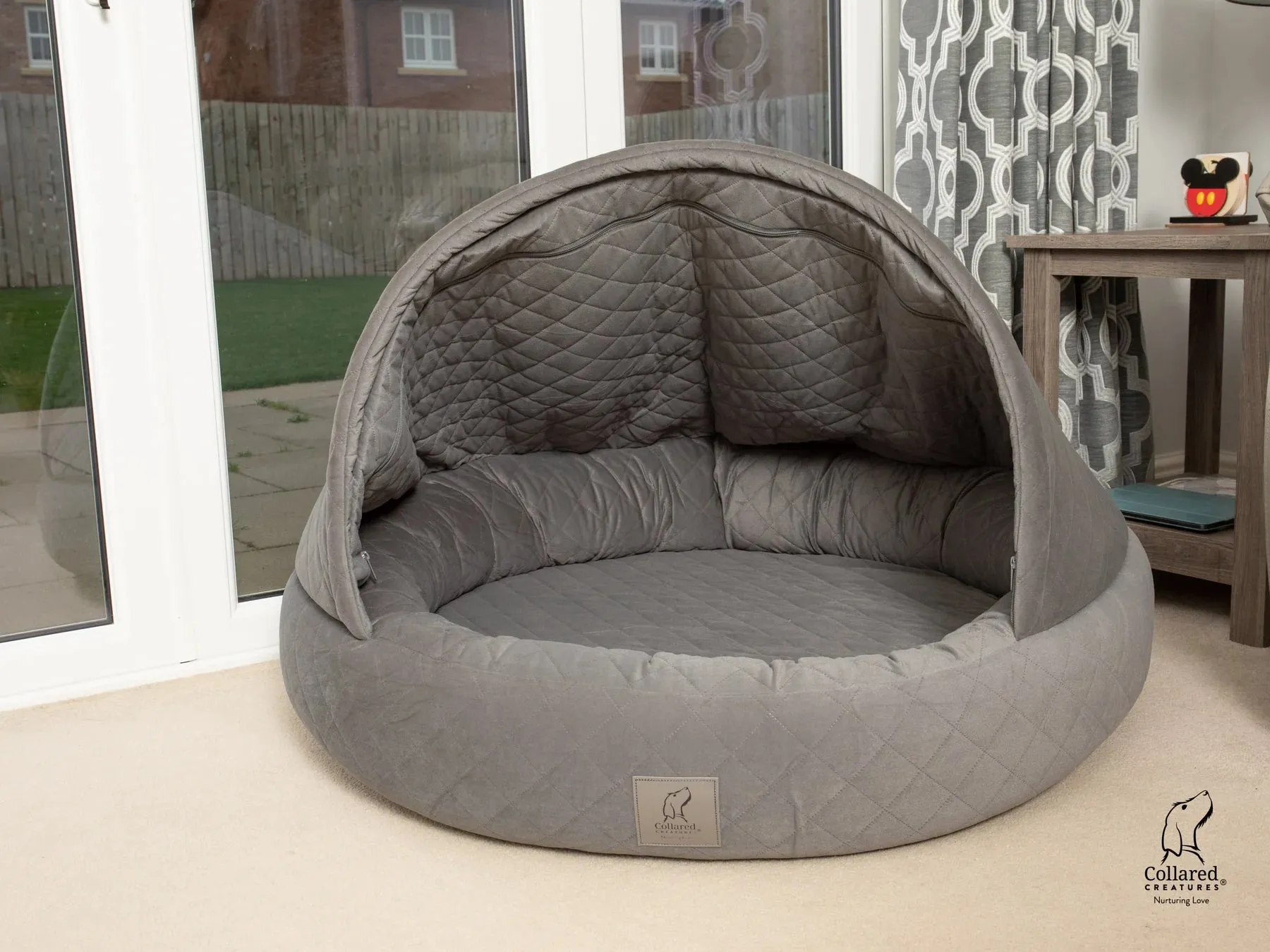 Deluxe Cocoon Quilted Hood Velour Bed
