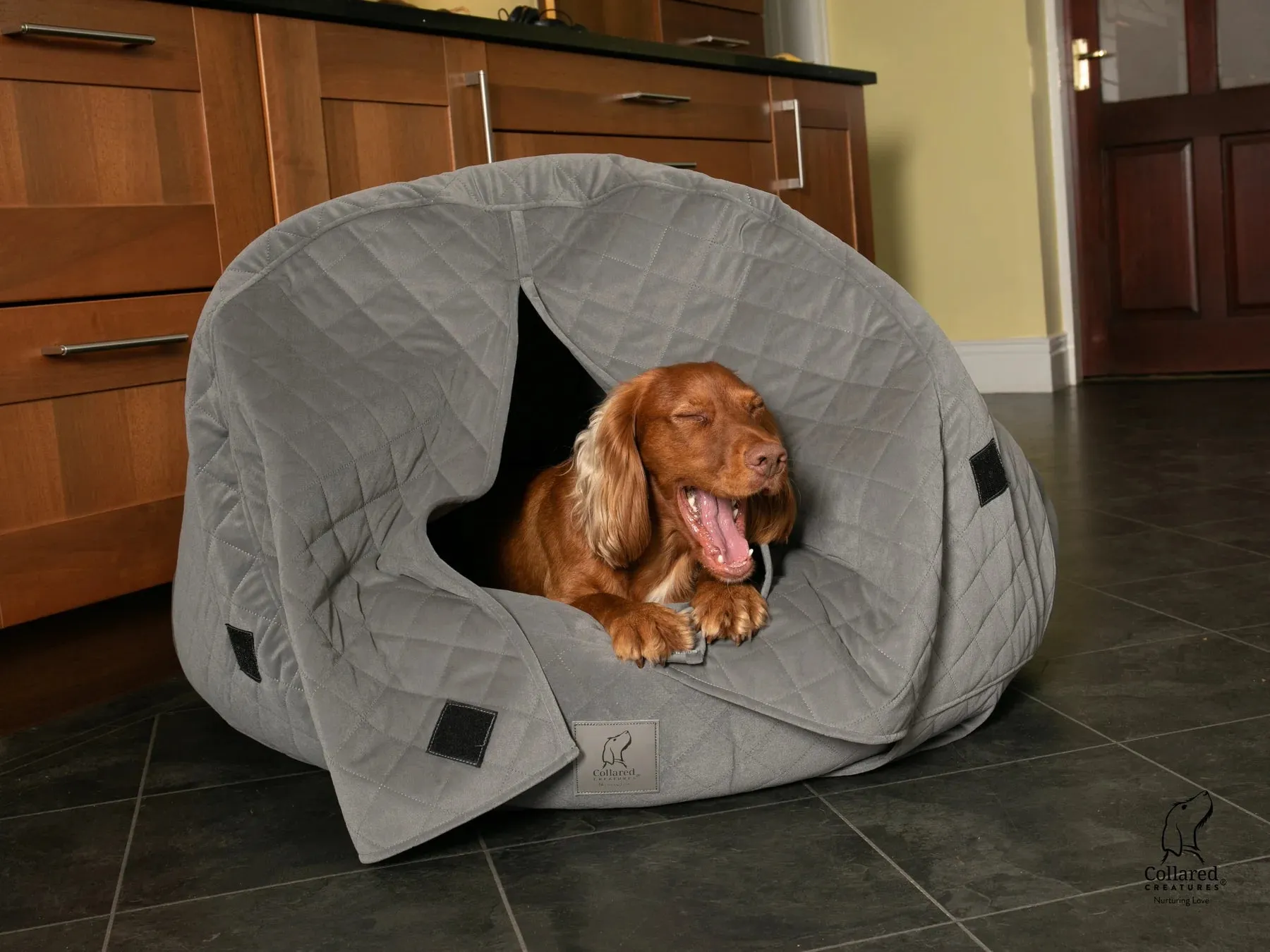 Deluxe Cocoon Quilted Hood Velour Bed