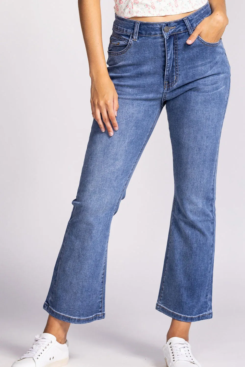 Eggjestolen | High-Waisted Flared Leg Jeans