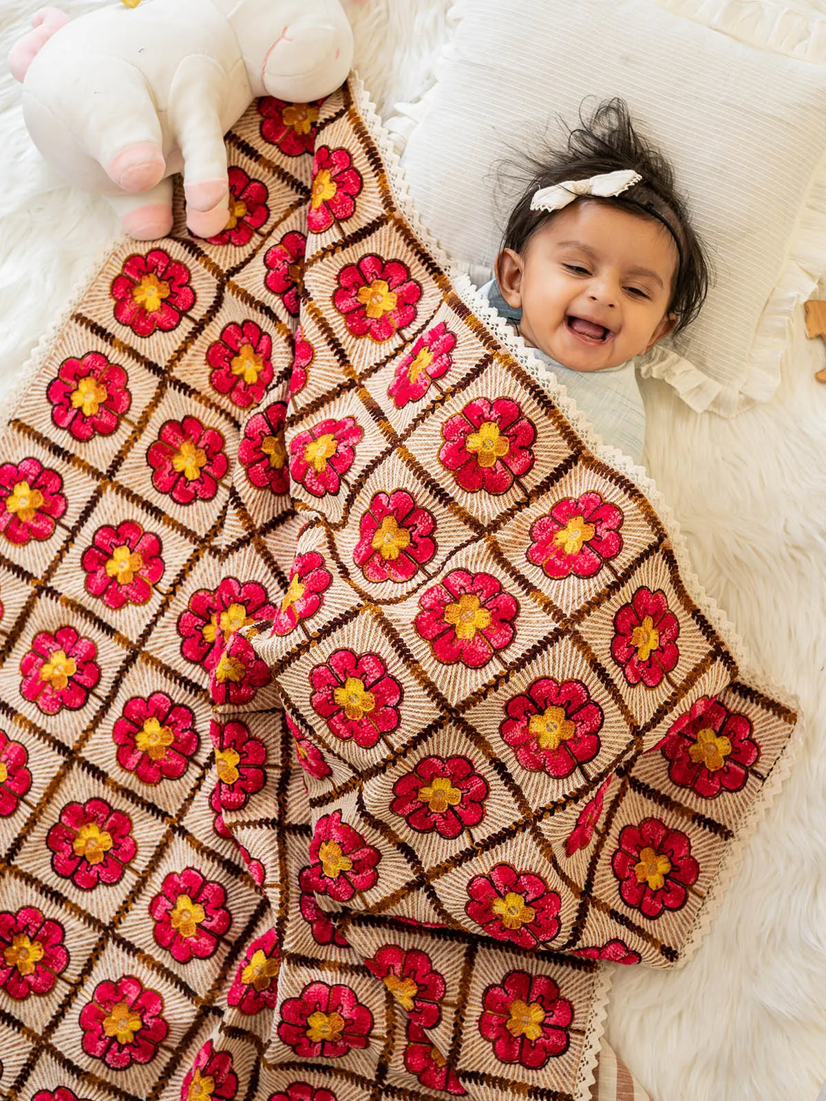 Girl's Woollen Red Rose Embroidered Reversible Luxury Baby Kids Blanket - HALEMONS