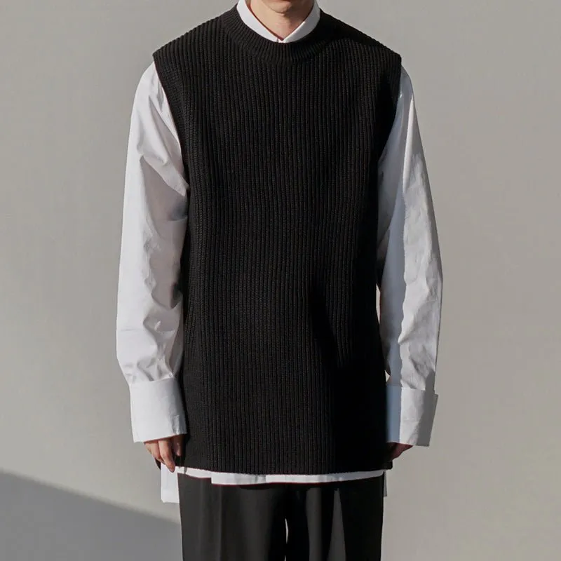 KNITTED V-CUT VEST