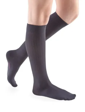 Mediven Comfort Vitality, 30-40 mmHg, Knee High, Closed Toe