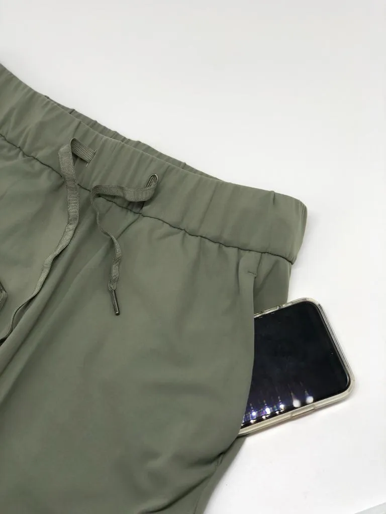 On The Go Crop Pants