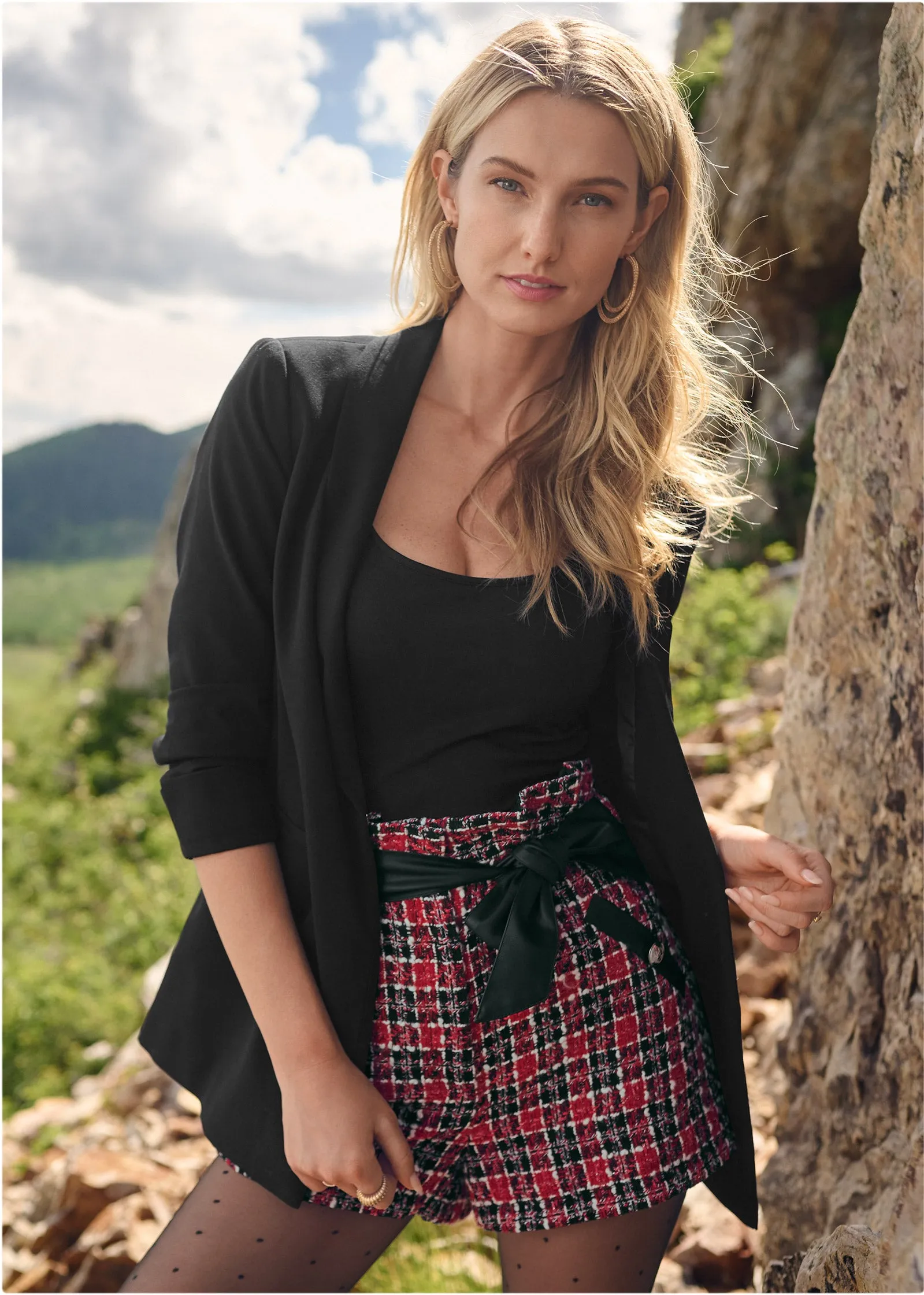 Paperbag High Waisted Tweed Short - Black & Red