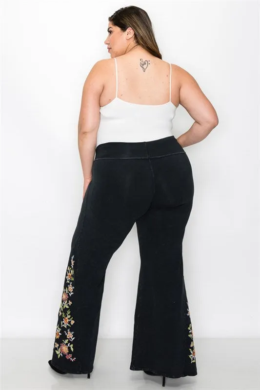 Plus-Size Embroidered Bell Bottom Yoga Pants