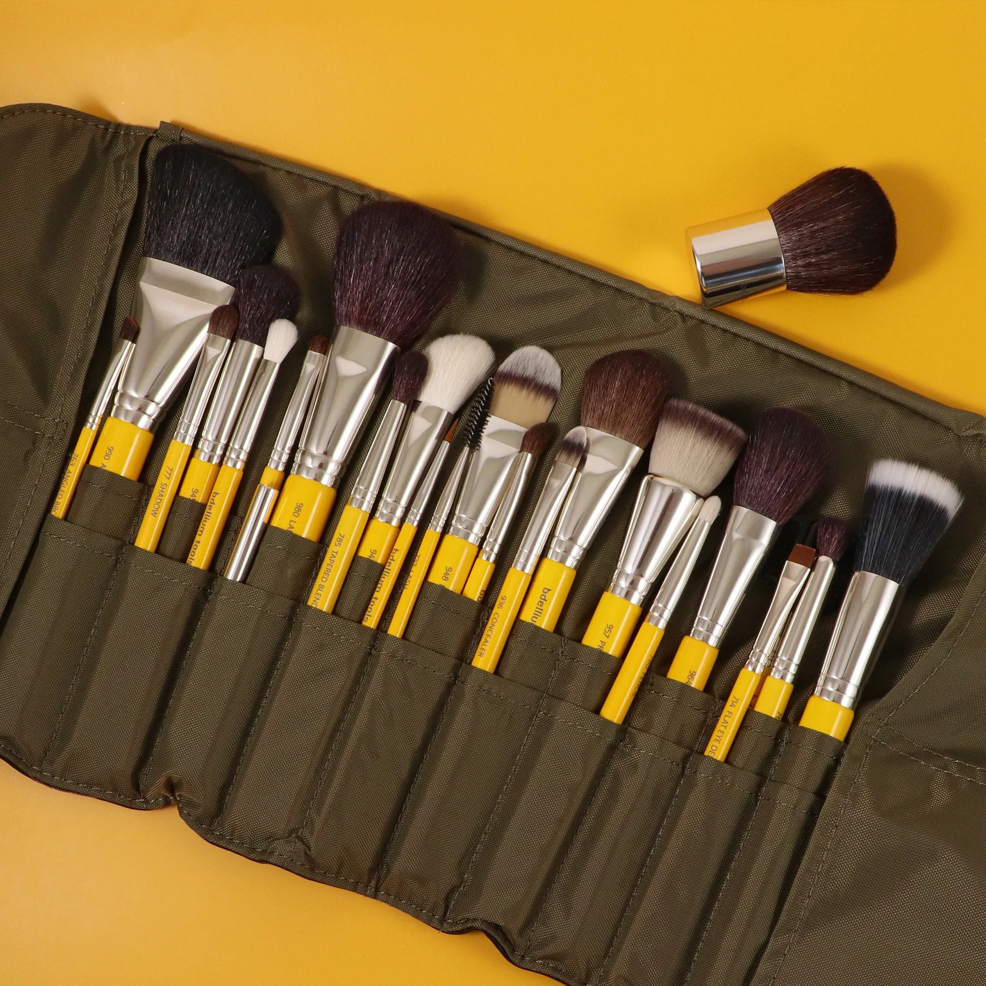 Studio Luxury 24pc. Brush Set with Roll-up Pouch