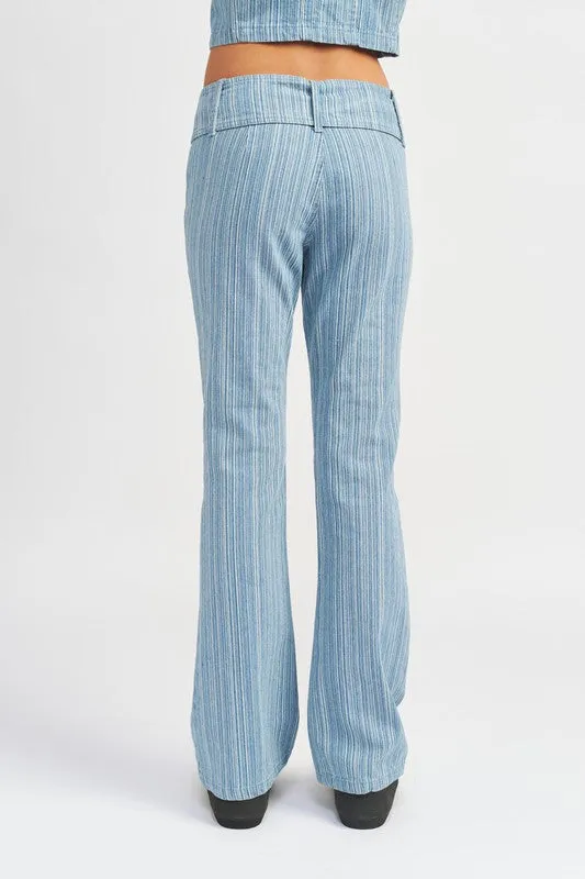 THE PLAZA LOW RISE FLARED JEANS