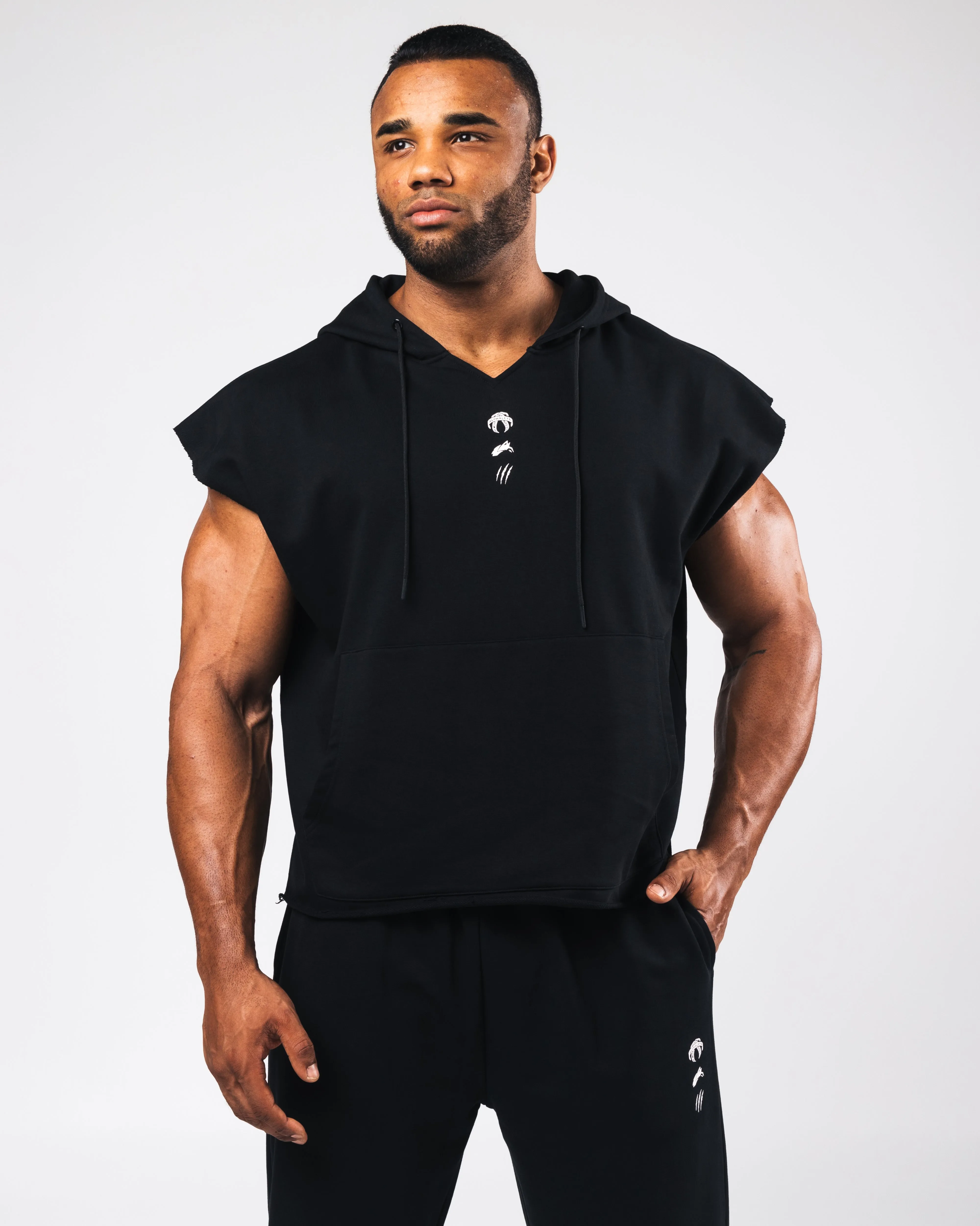 Three Pillar Capped Hoodie - Black